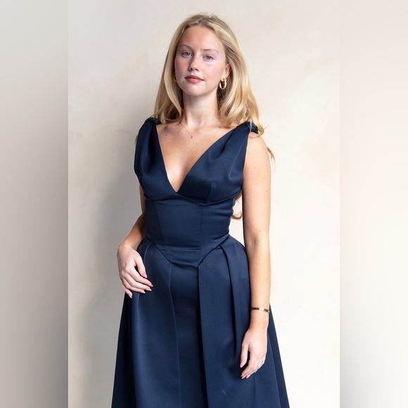 House of CB Dresses & Skirts - House of CB Paloma Black Satin Twist Strap Midi Dress